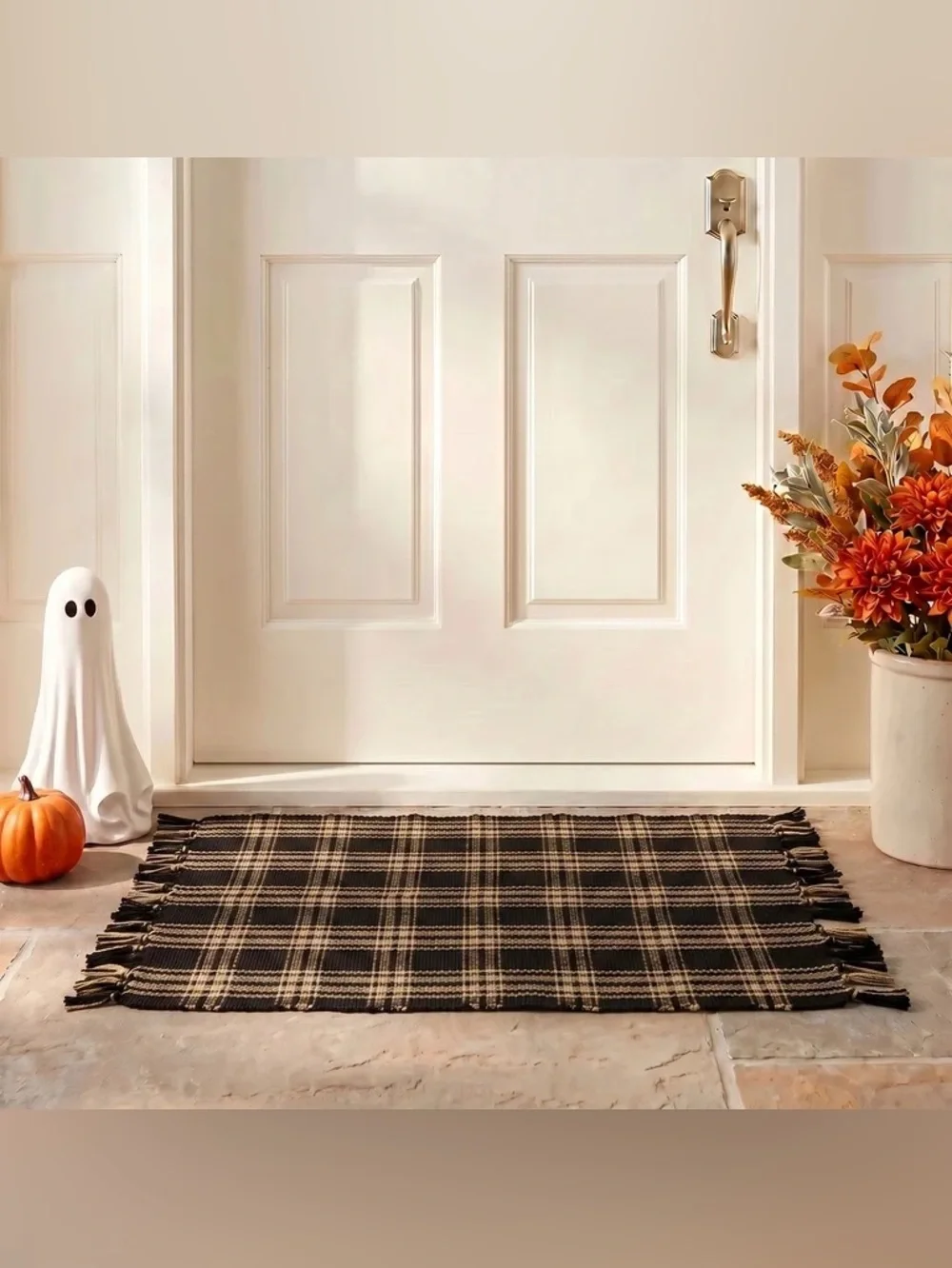 My Texas House Halloween Black Plaid Indoor/Outdoor Layering Rug, 24